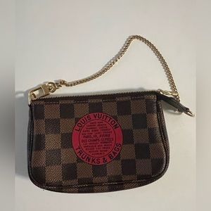 Louis Vuitton small pochette limited edition never used